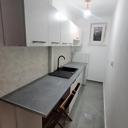 Apartament Hermes *